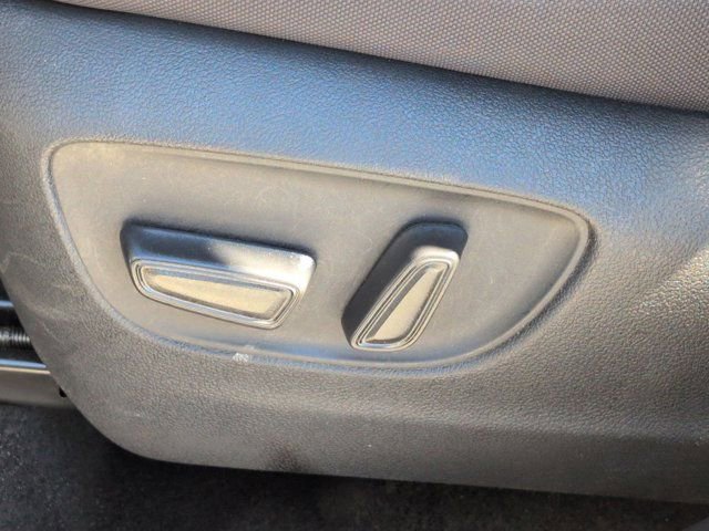 Used 2024 Toyota Highlander LE image 14