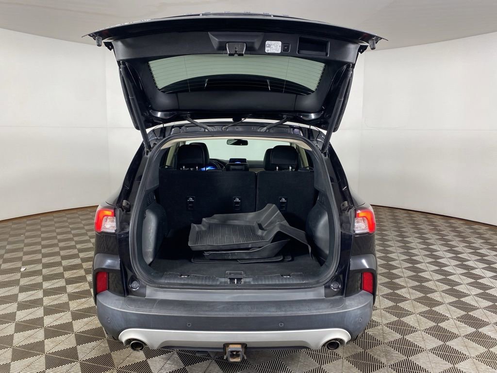 Used 2020 Ford Escape Titanium AWD/4WD image 3