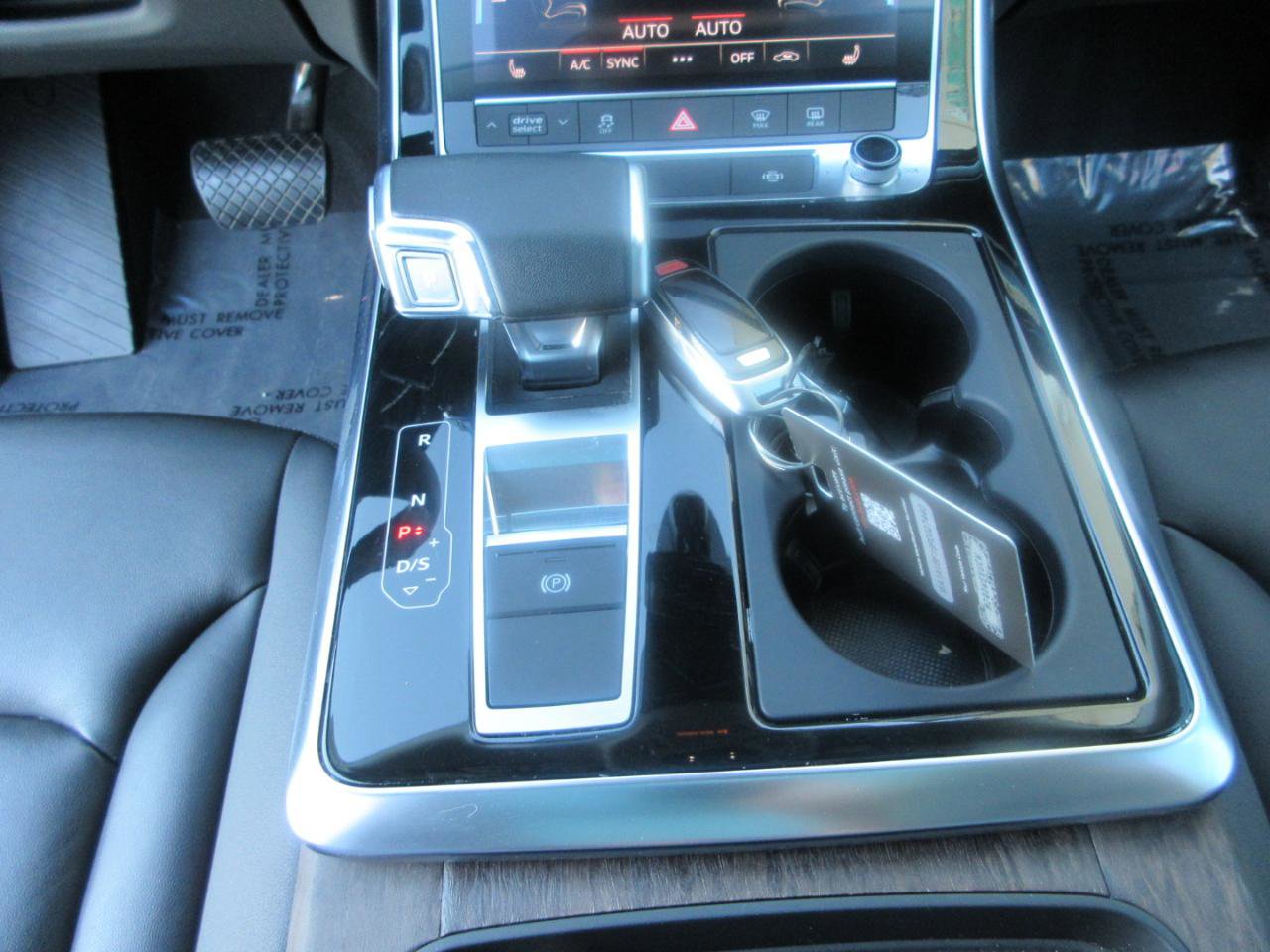 Used 2023 Audi Q8 Premium w/ Convenience Package image 49