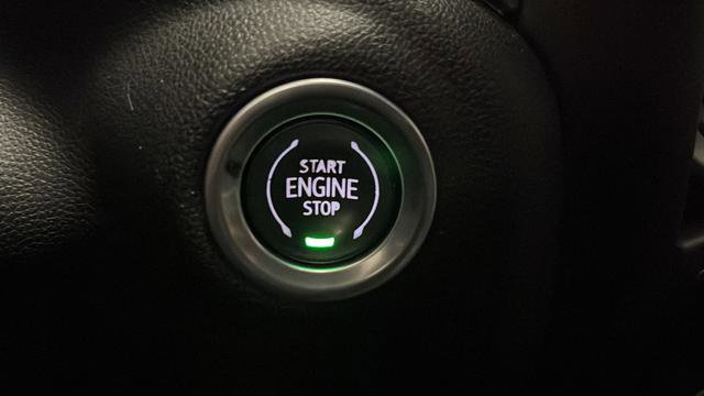 Used 2023 GMC Sierra 3500 AT4 w/ AT4 Preferred Package AWD/4WD image 21