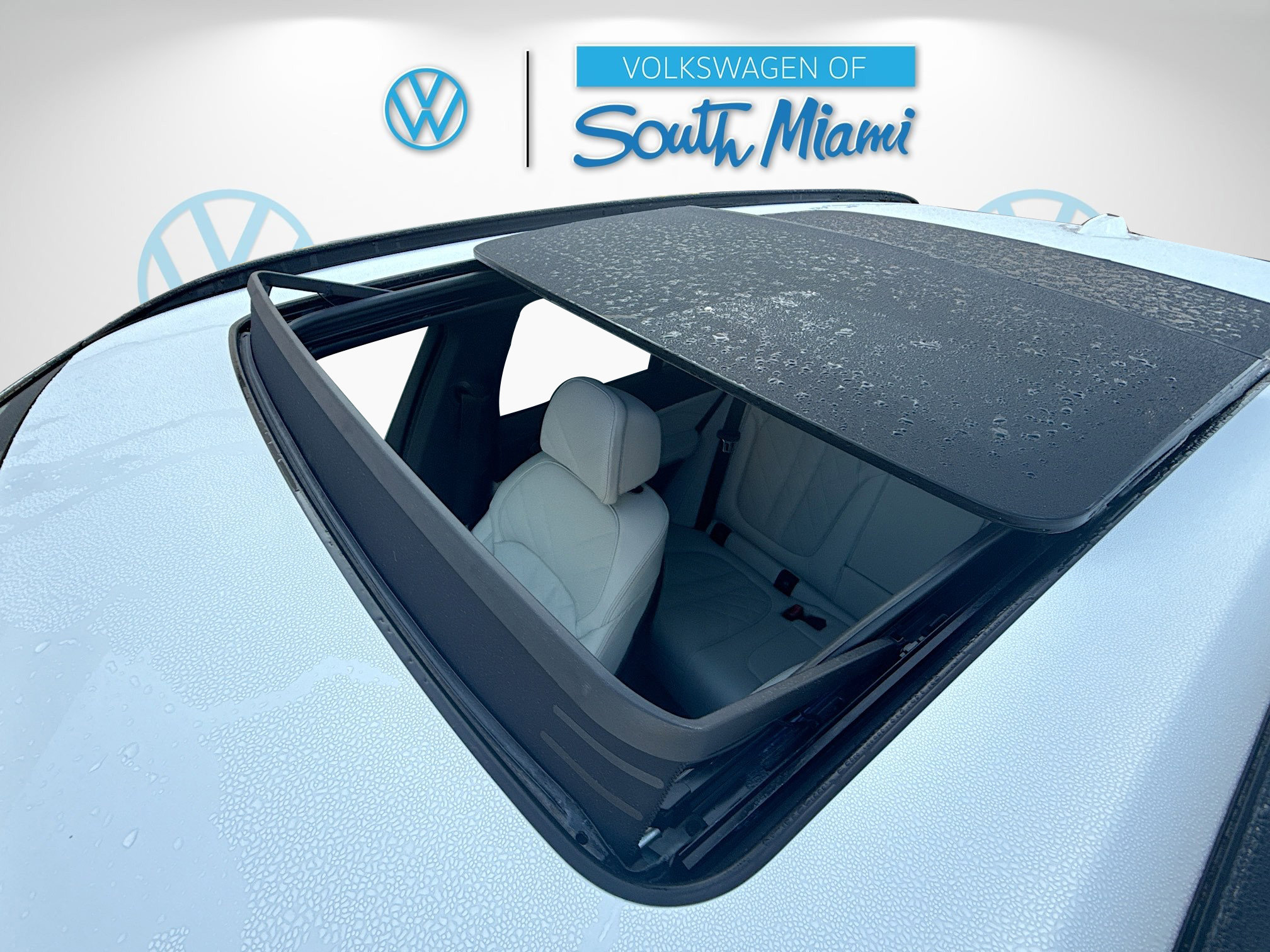 Used 2025 BMW X5 M60i w/ Climate Comfort Package image 17