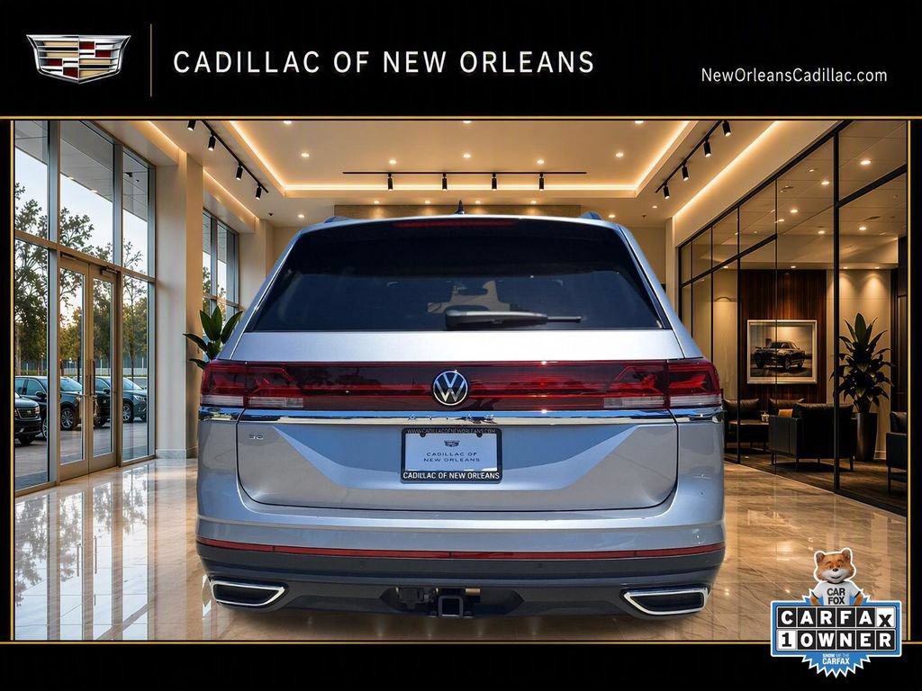 Used 2025 Volkswagen Atlas SE FWD image 4