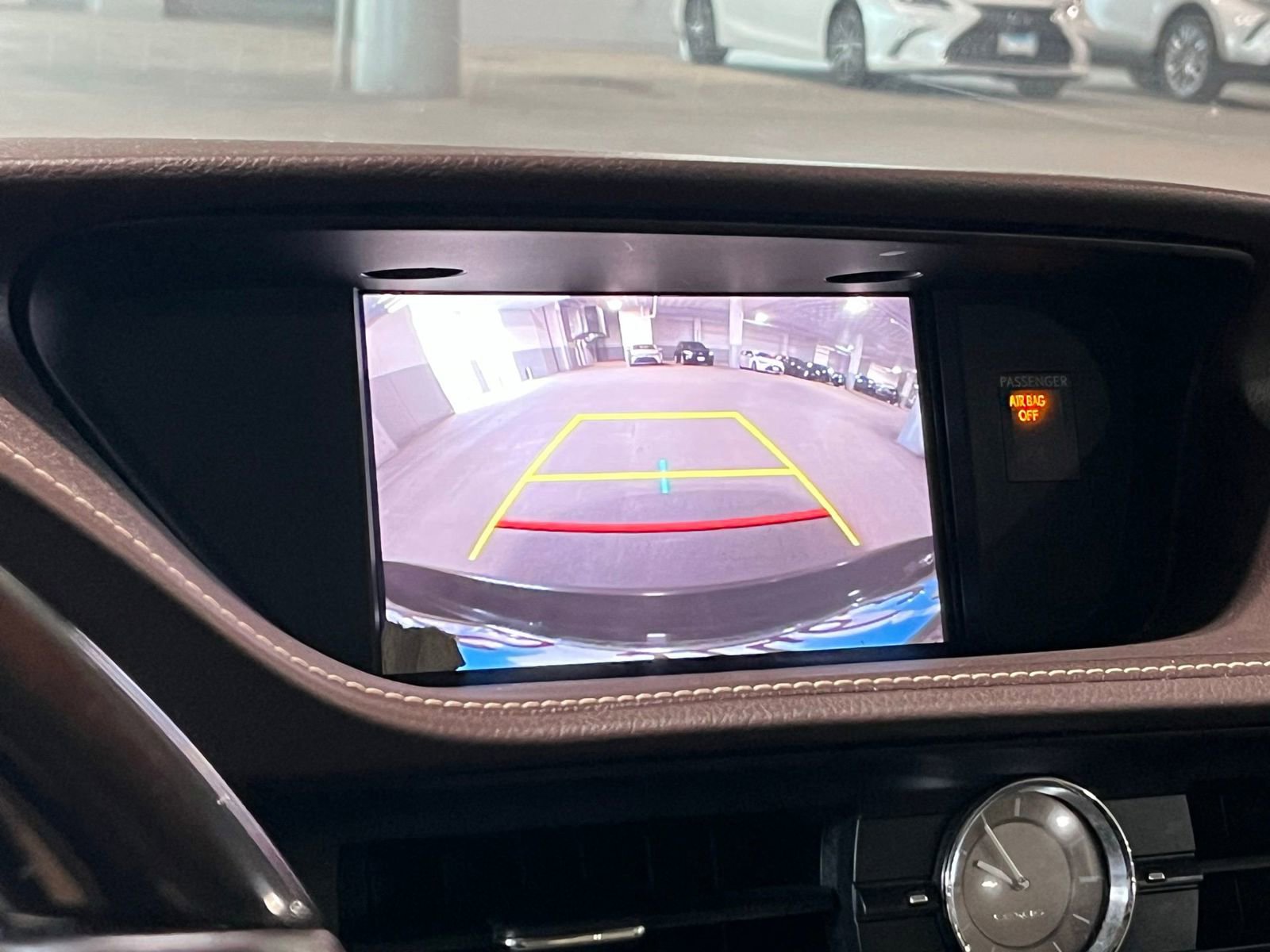 Used 2018 Lexus ES 350 w/ Premier Package FWD image 22