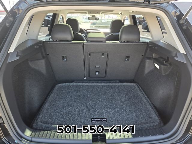 Used 2024 Volkswagen Taos SEL image 19