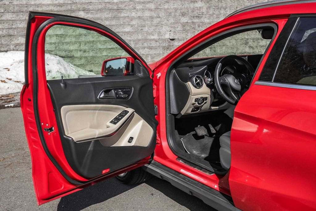 Used 2019 Mercedes-Benz GLA 250 4MATIC image 22