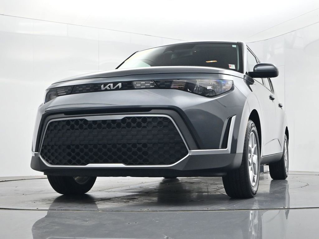 Certified 2024 Kia Soul LX w/ Option Group 015 FWD image 33