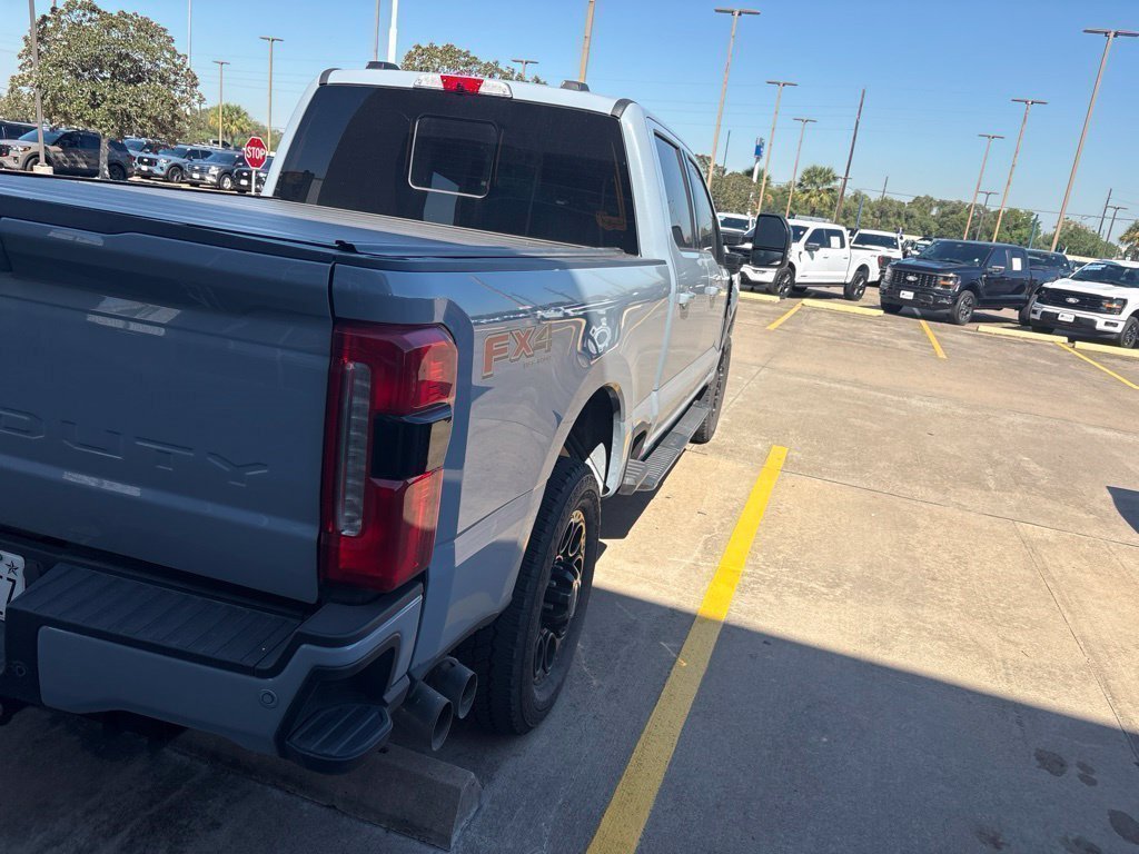 Used 2024 Ford F250 Lariat w/ Lariat Ultimate Package AWD/4WD image 12