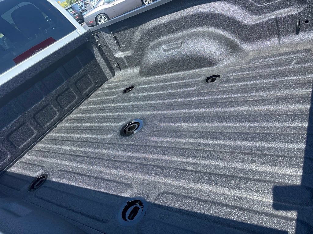 New 2027 RAM 2500 Big Horn AWD/4WD image 5