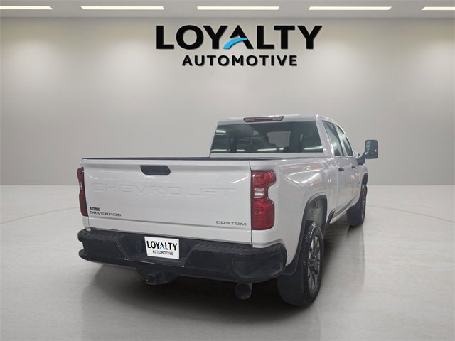 Used 2024 Chevrolet Silverado 2500 Custom w/ Custom Value Package image 4