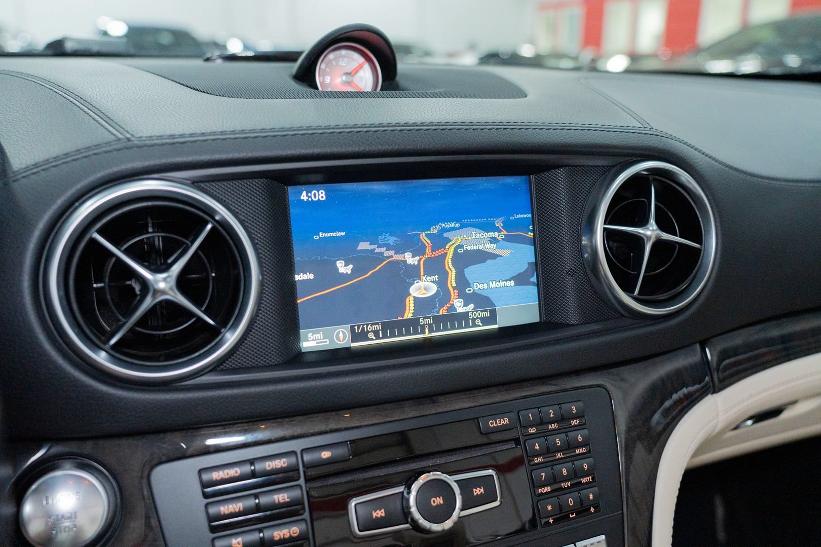 Used 2013 Mercedes-Benz SL 550 image 40