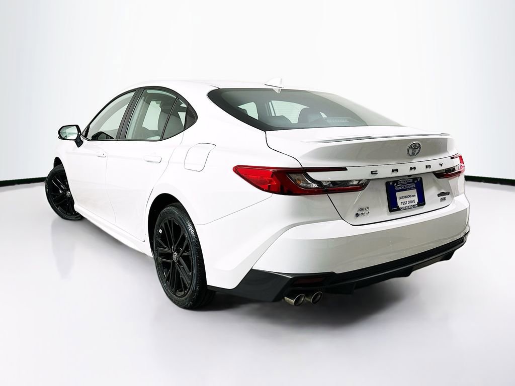 Used 2026 Toyota Camry SE image 6