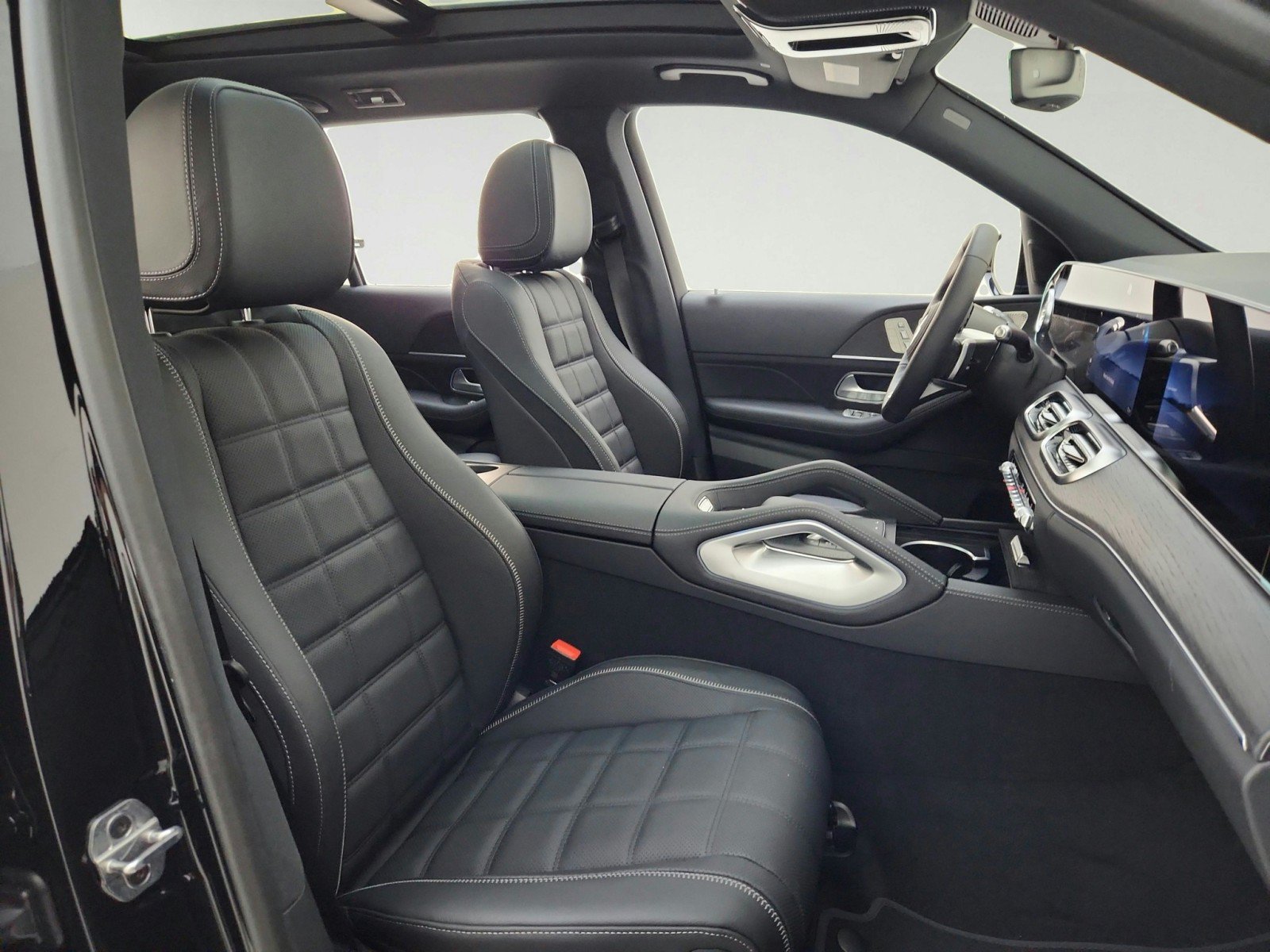 New 2027 Mercedes-Benz GLS 450 4MATIC image 28