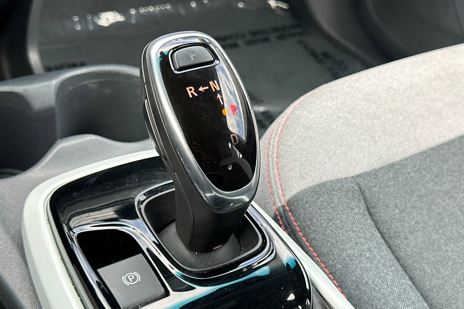 Used 2021 Chevrolet Bolt LT FWD image 18