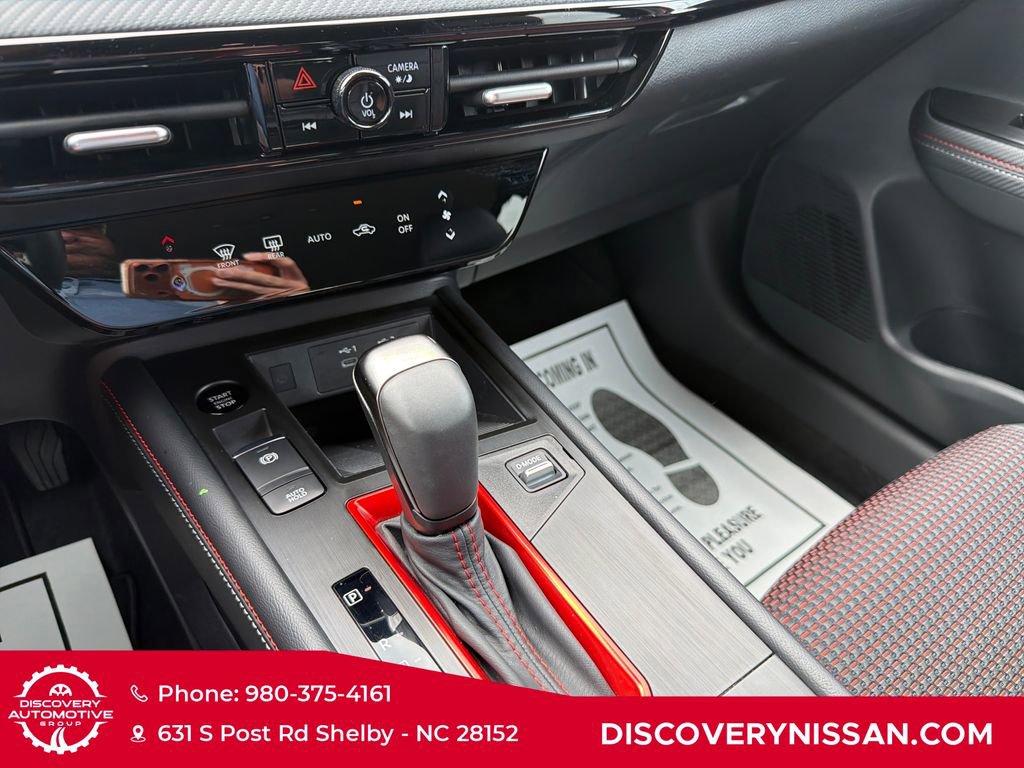 Certified 2026 Nissan Kicks SR FWD image 20