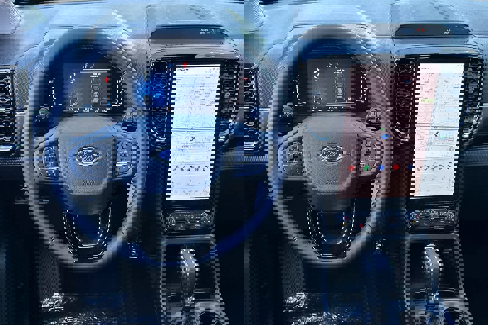 New 2025 Ford Ranger XLT w/ Equipment Group 301A High image 15