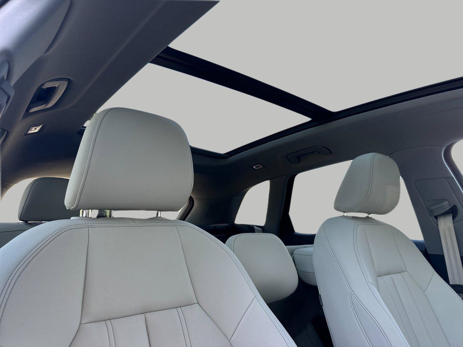 Certified 2025 Audi Q5 Premium AWD/4WD image 17