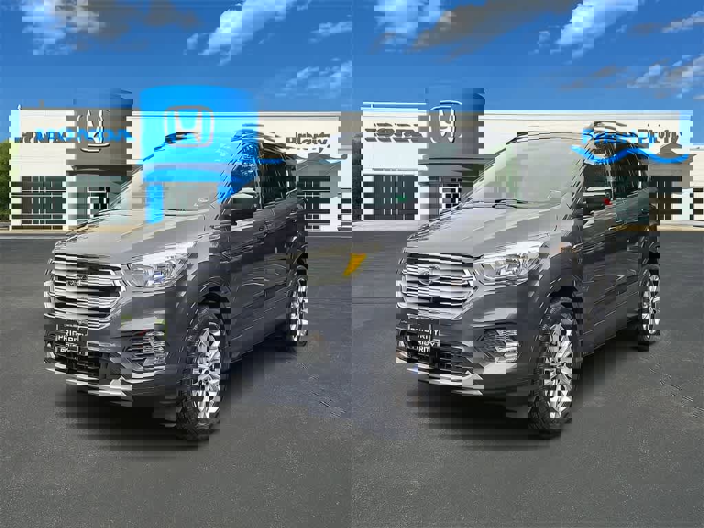 Used 2018 Ford Escape SE w/ SE Sync 3 Package