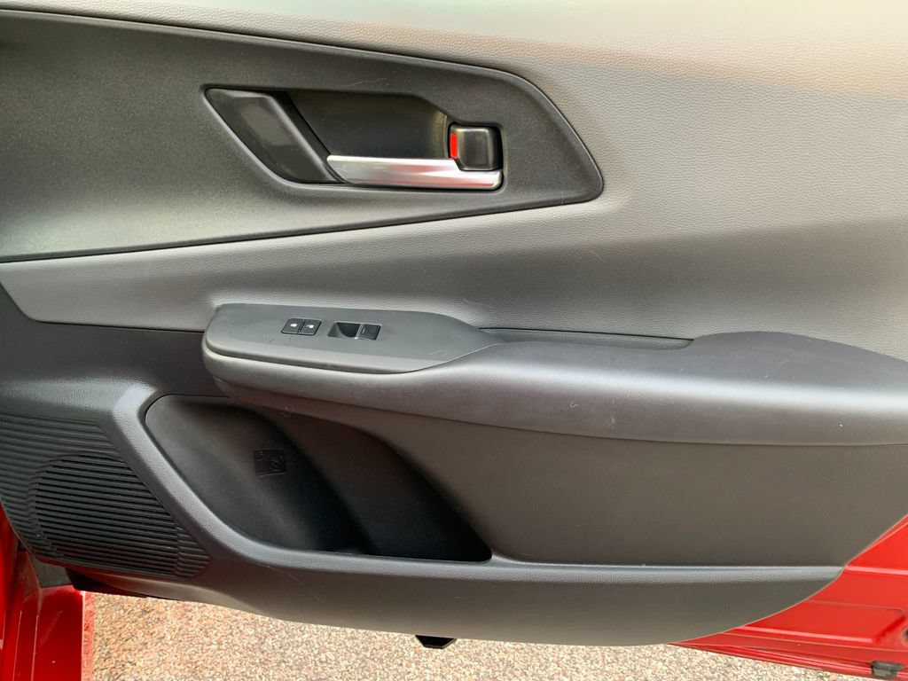 Used 2024 Toyota Prius XLE AWD/4WD image 19