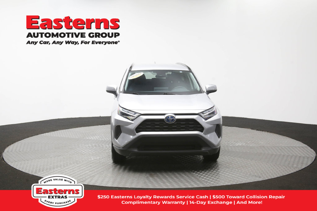 Used 2024 Toyota RAV4 XLE AWD/4WD image 51