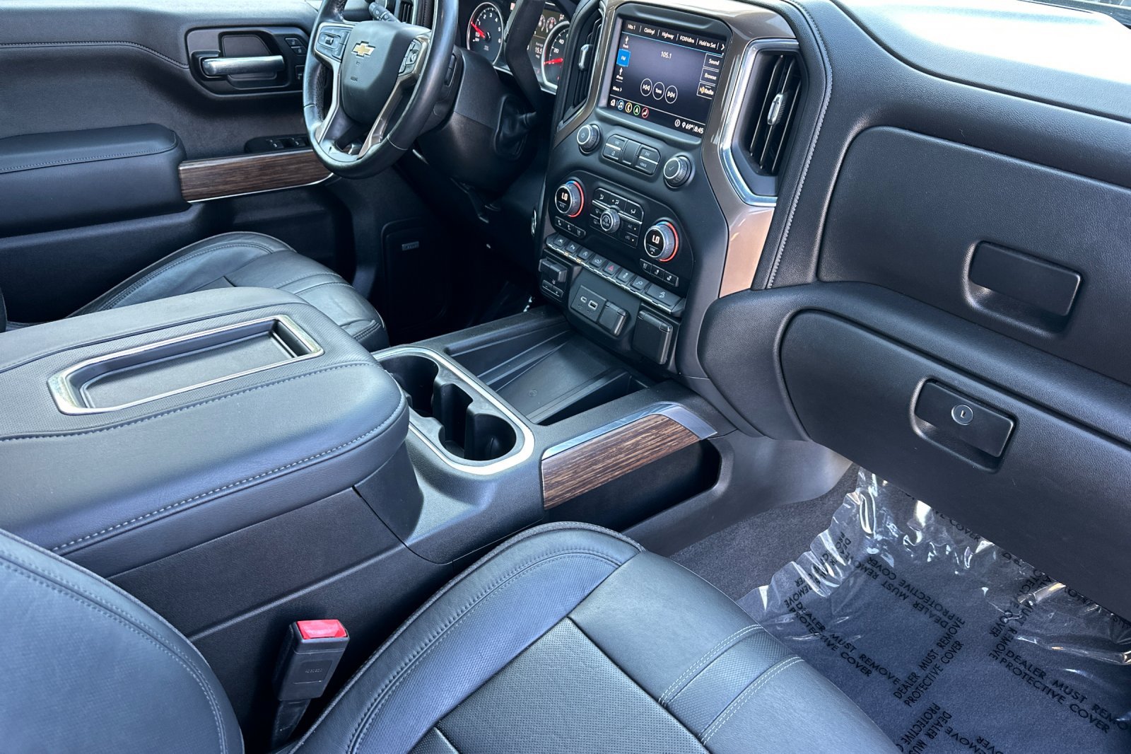 Used 2020 Chevrolet Silverado 1500 High Country w/ Technology Package AWD/4WD image 15