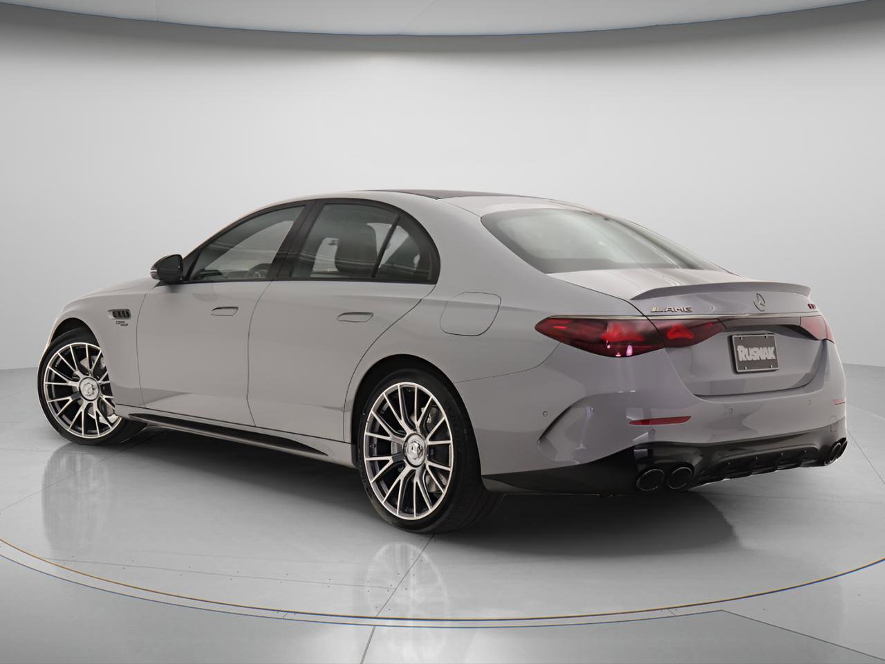 New 2026 Mercedes-Benz E 53 AMG e 4MATIC Sedan image 2