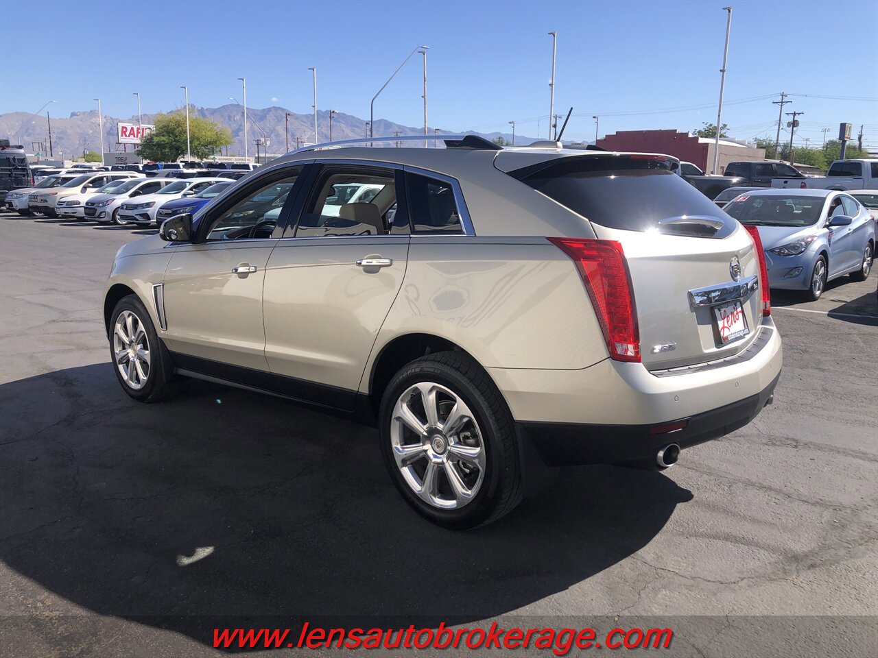 Used 2015 Cadillac SRX Performance w/ Driver Awareness Package FWD image 6