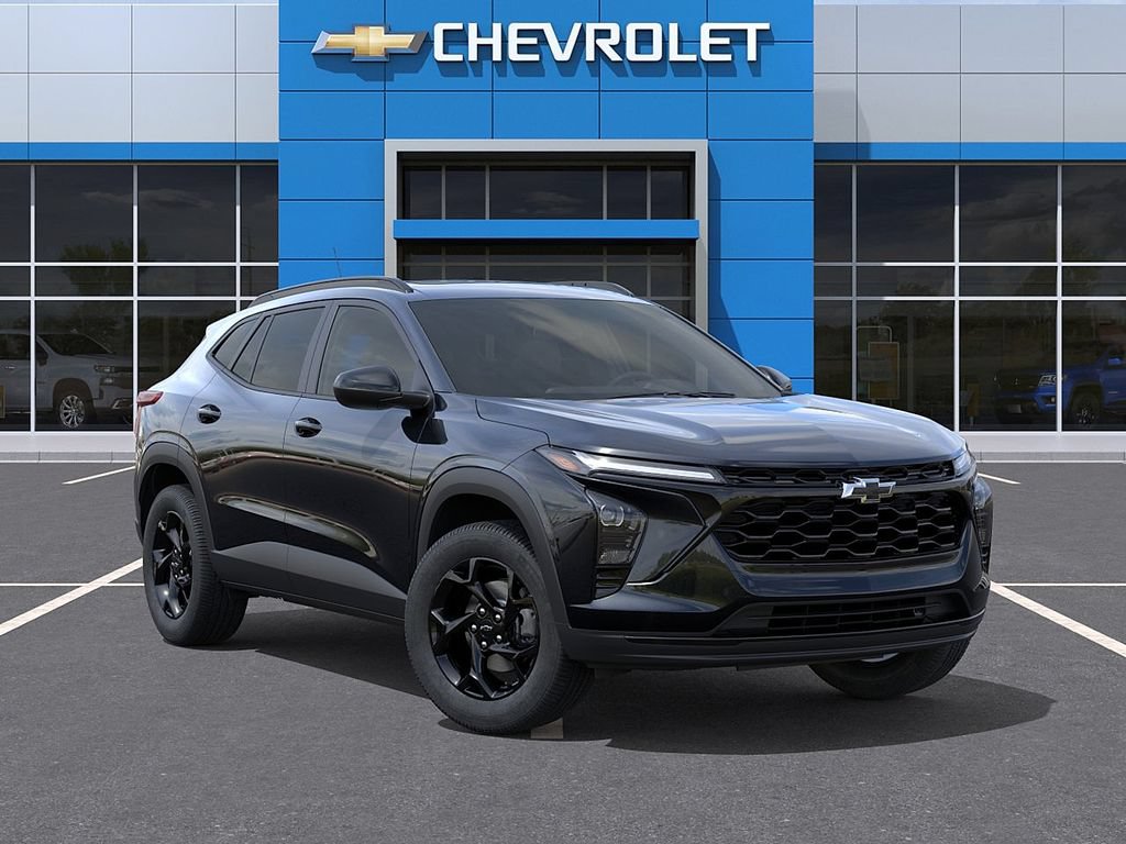 New 2026 Chevrolet Trax LT w/ Sunroof Package FWD image 7