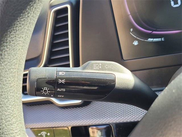 Used 2024 Kia Sportage LX image 15