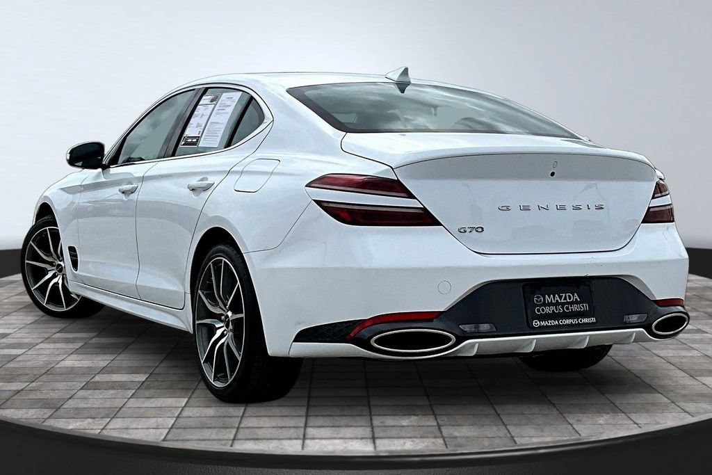 Used 2025 Genesis G70 2.5T RWD image 5