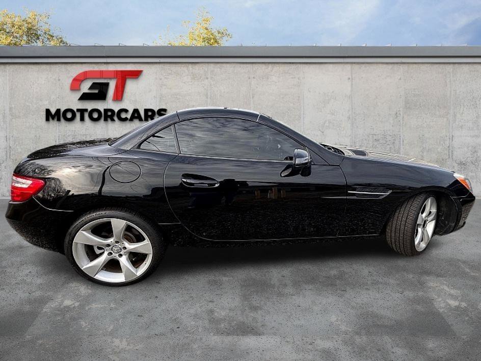 Used 2012 Mercedes-Benz SLK 350 w/ Premium I Pkg image 5