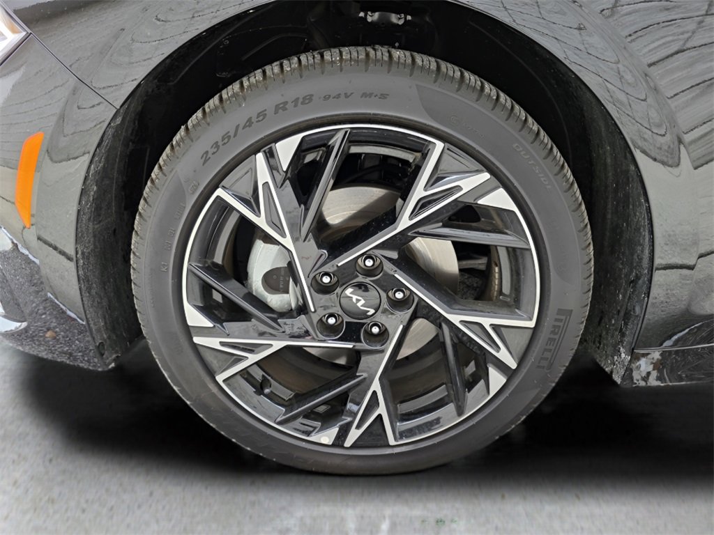 Used 2025 Kia K5 GT-Line image 11