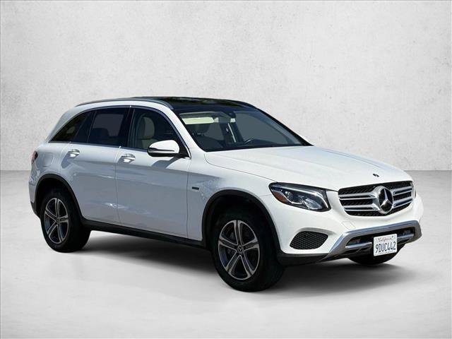 Used 2019 Mercedes-Benz GLC 350e 4MATIC image 3
