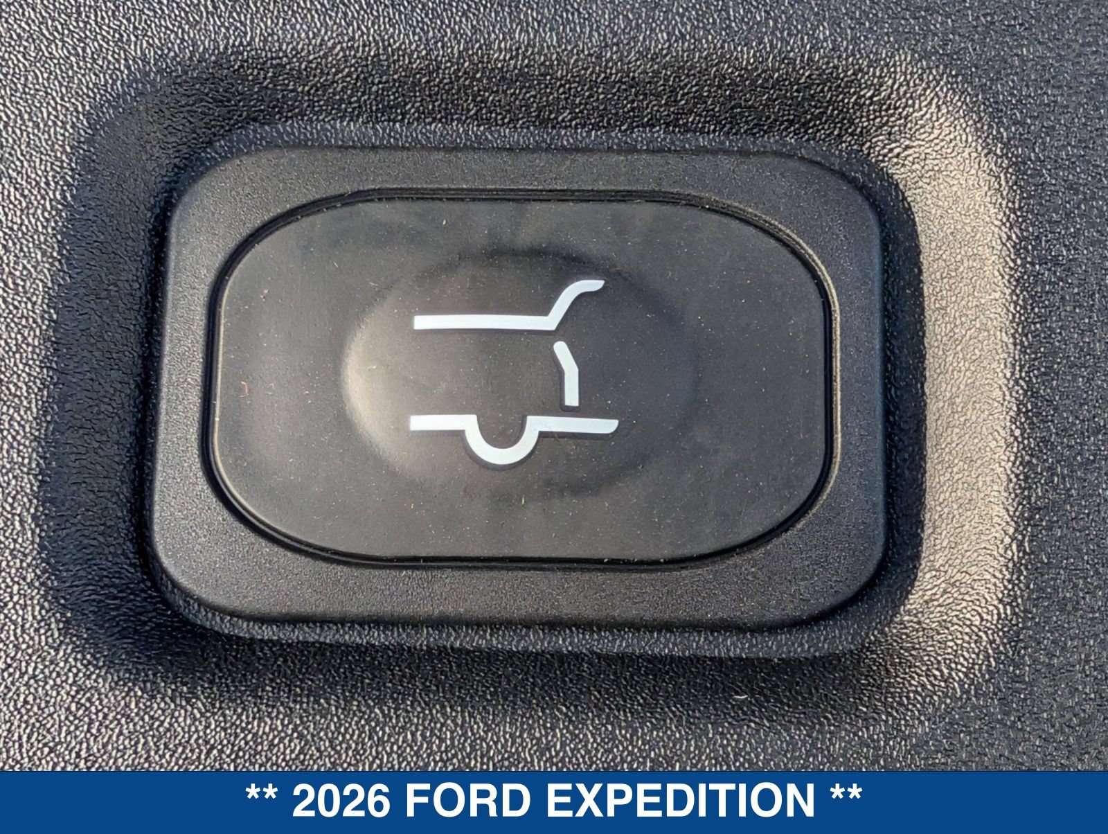 New 2026 Ford Expedition Active RWD image 18