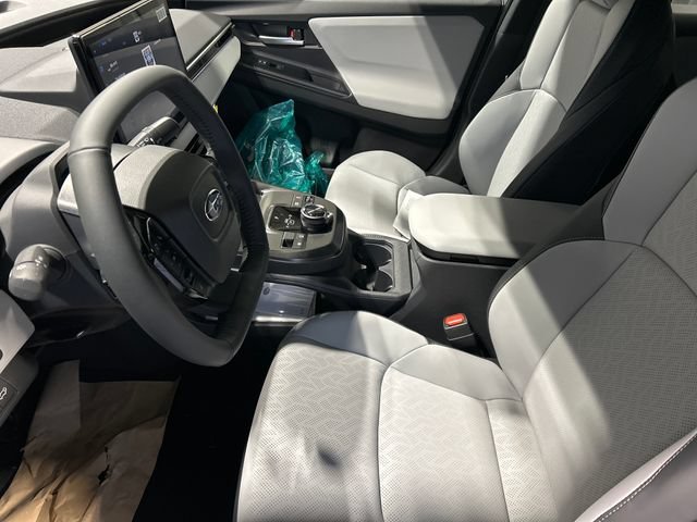 New 2026 Subaru Solterra AWD/4WD image 7