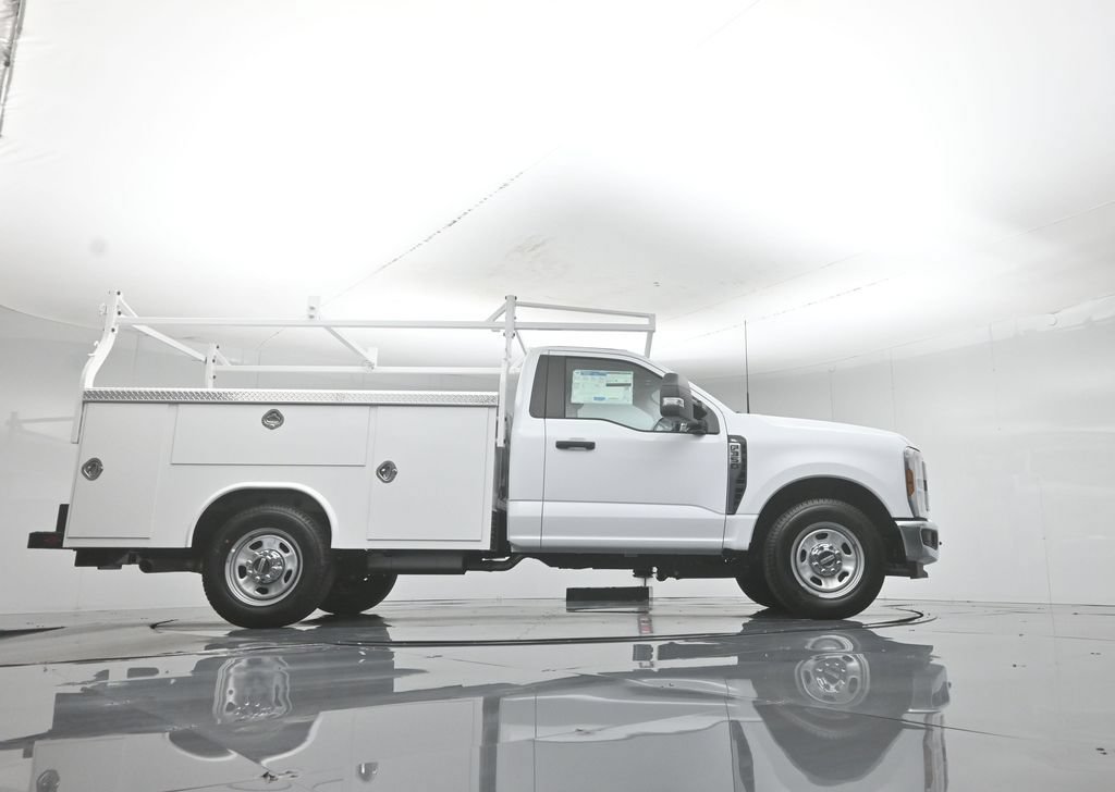 New 2026 Ford F350 XL w/ XL Chrome Package RWD image 49