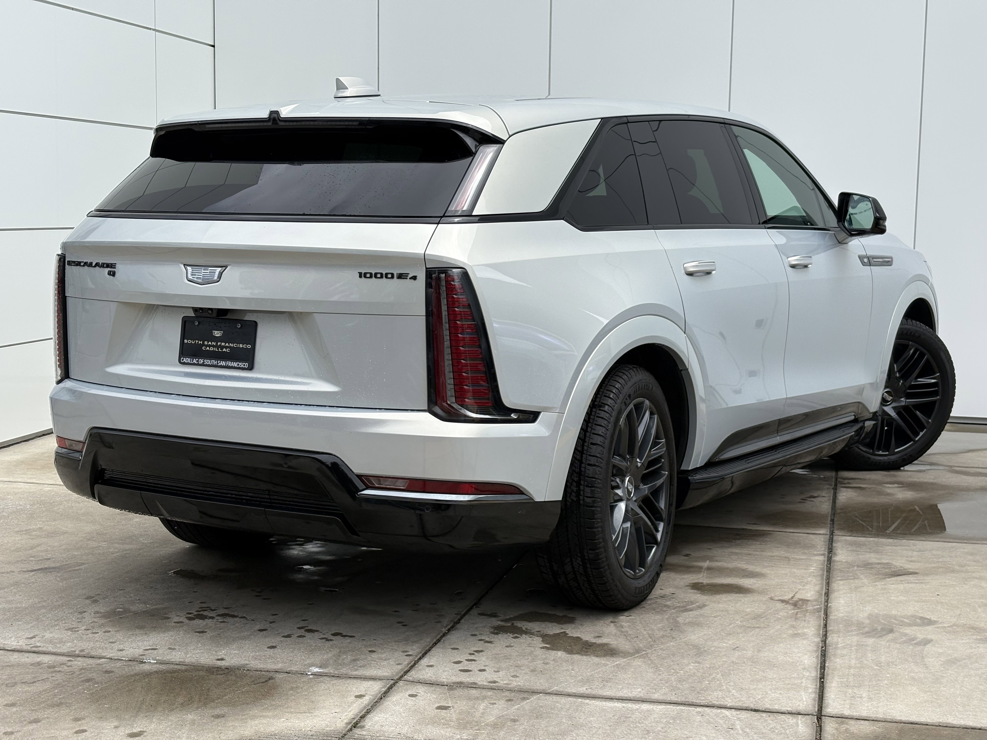 New 2025 Cadillac Escalade IQ Sport 2 w/ LPO, ONYX Package AWD/4WD image 7