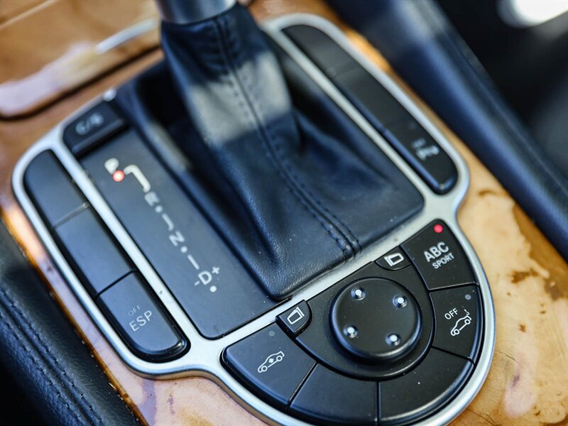Used 2008 Mercedes-Benz SL 550 w/ AMG Sport Pkg image 32
