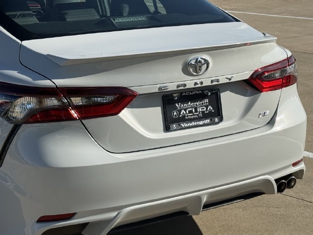 Used 2024 Toyota Camry SE FWD image 6