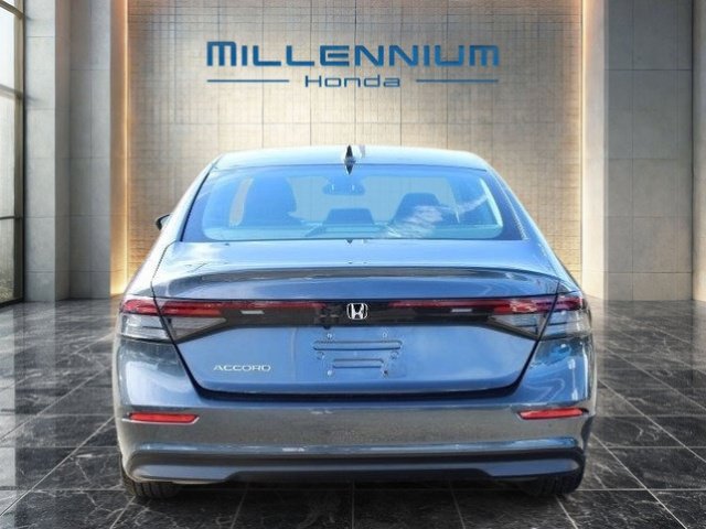 Used 2024 Honda Accord EX image 4