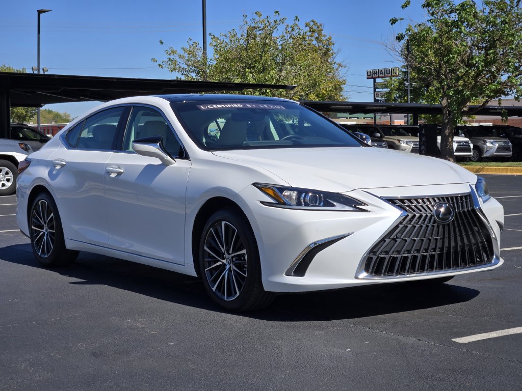 Certified 2025 Lexus ES 350 w/ Premium Package FWD image 3