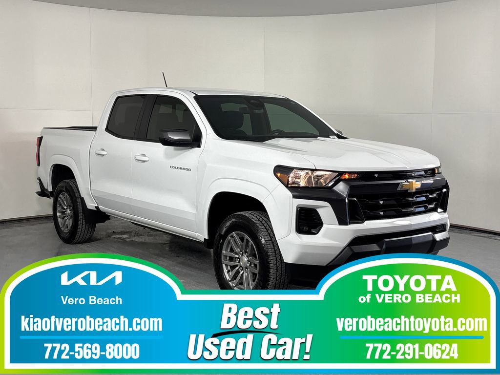 Used 2024 Chevrolet Colorado LT w/ LT Convenience Package image 1
