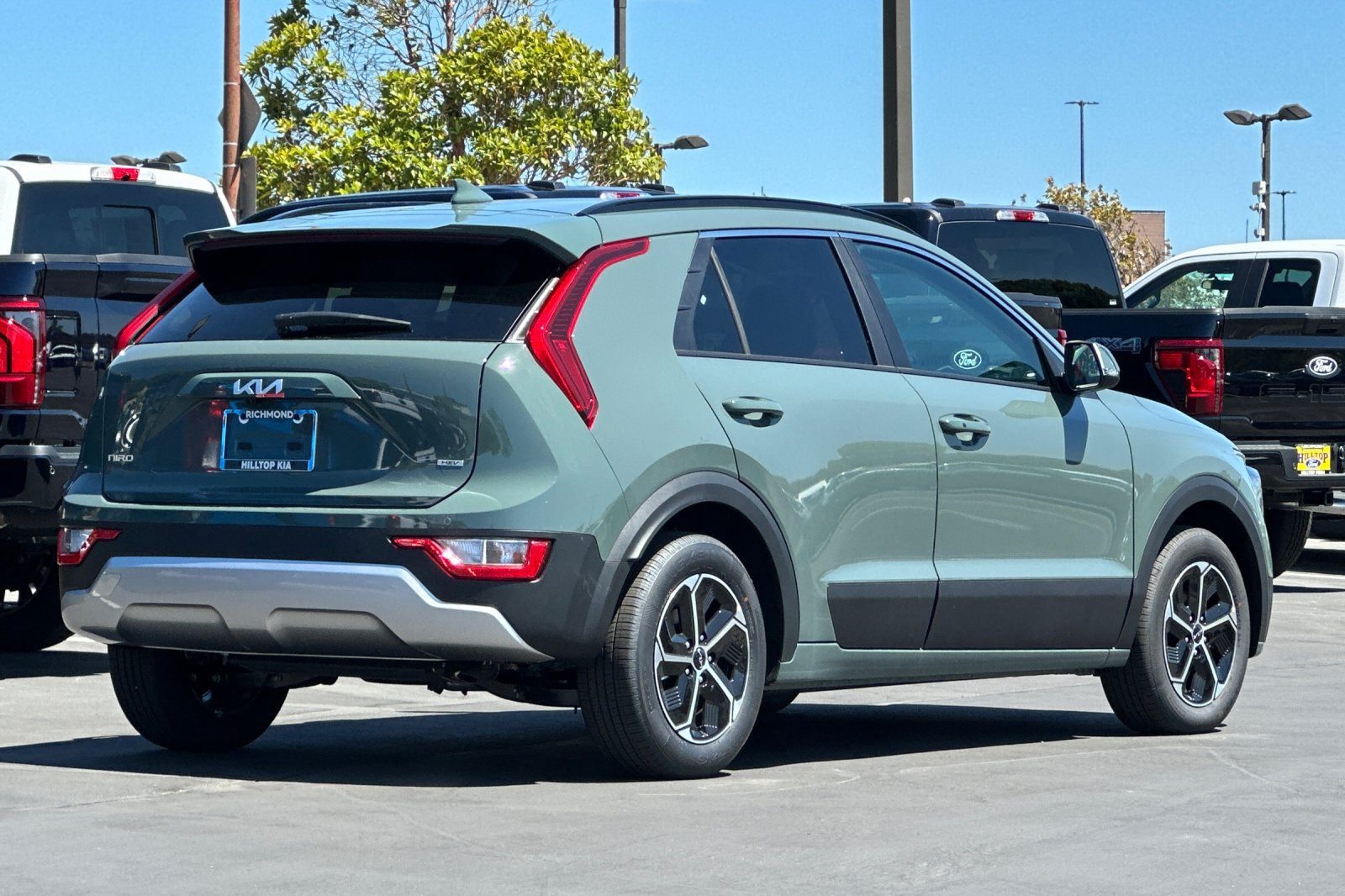 New 2026 Kia Niro EX FWD image 4