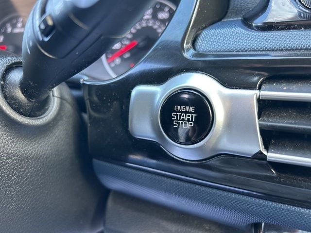 Used 2022 Kia Seltos S image 19