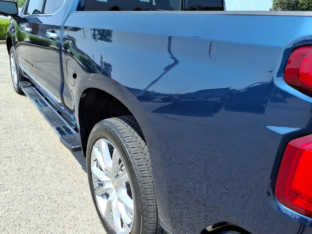 Used 2023 Chevrolet Silverado 1500 High Country AWD/4WD image 21