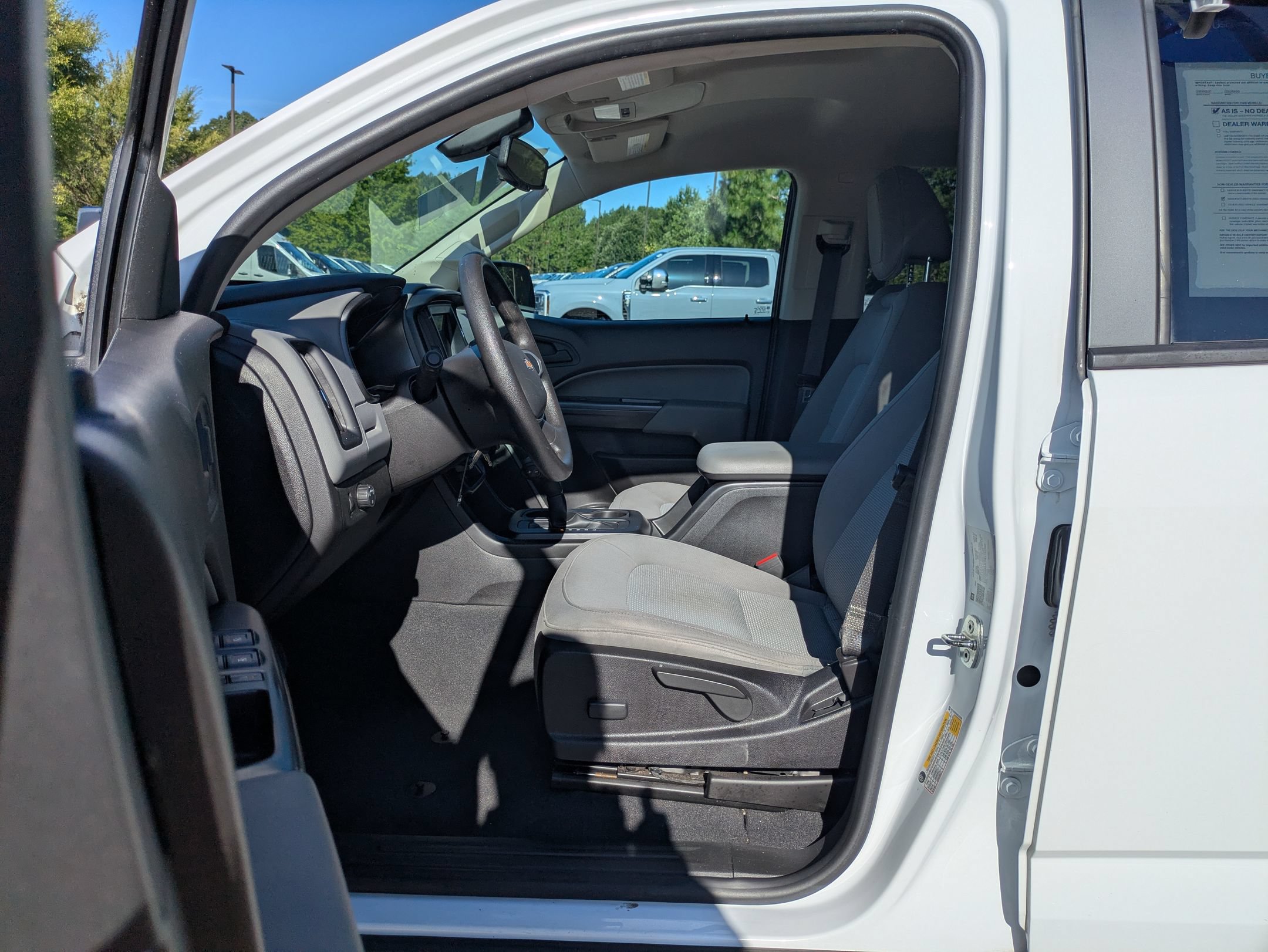 Used 2021 Chevrolet Colorado W/T w/ WT Convenience Package RWD image 12