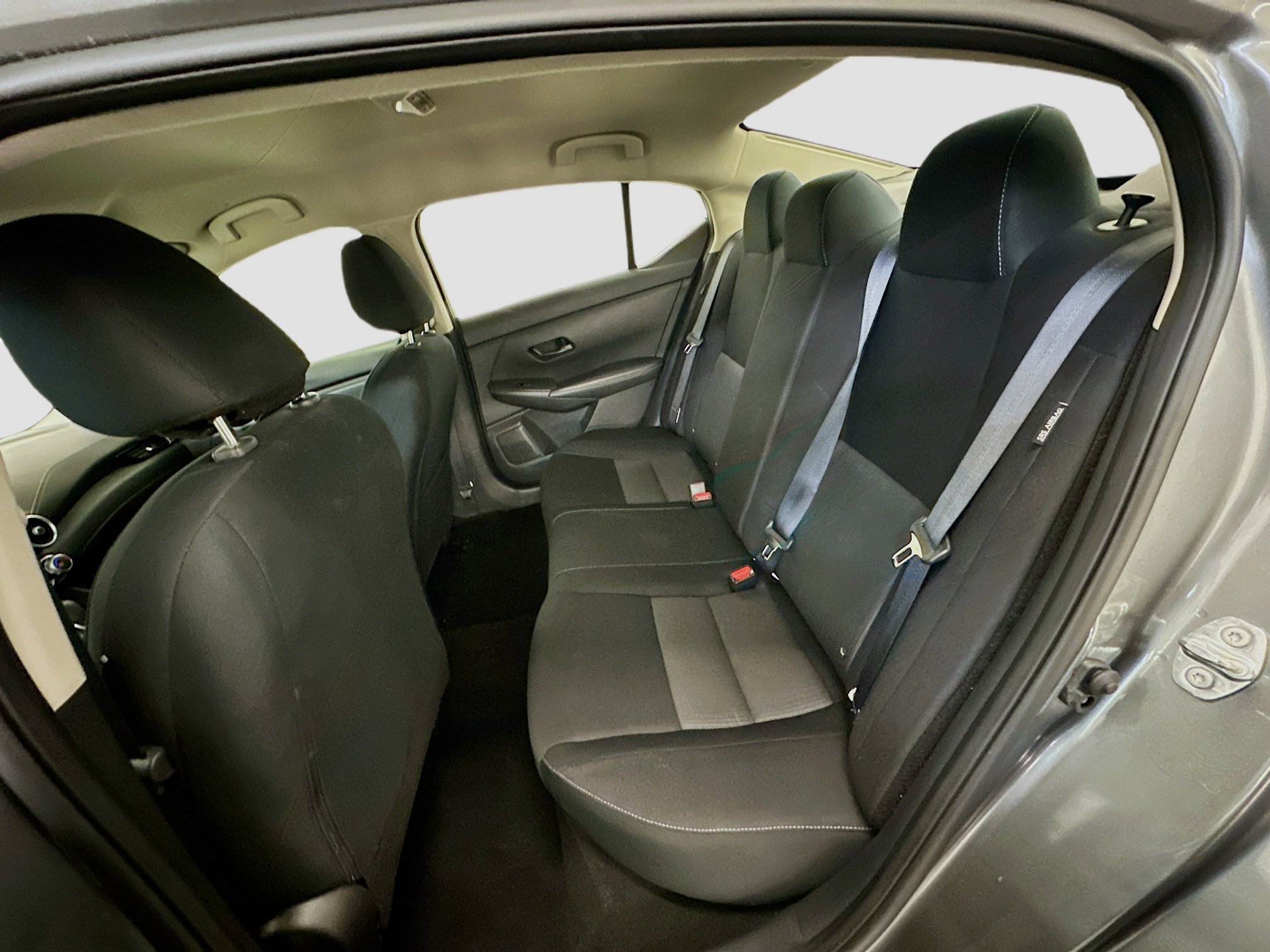 Used 2024 Nissan Sentra SV FWD image 28
