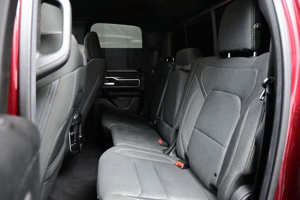 Used 2019 RAM 1500 Big Horn RWD image 33