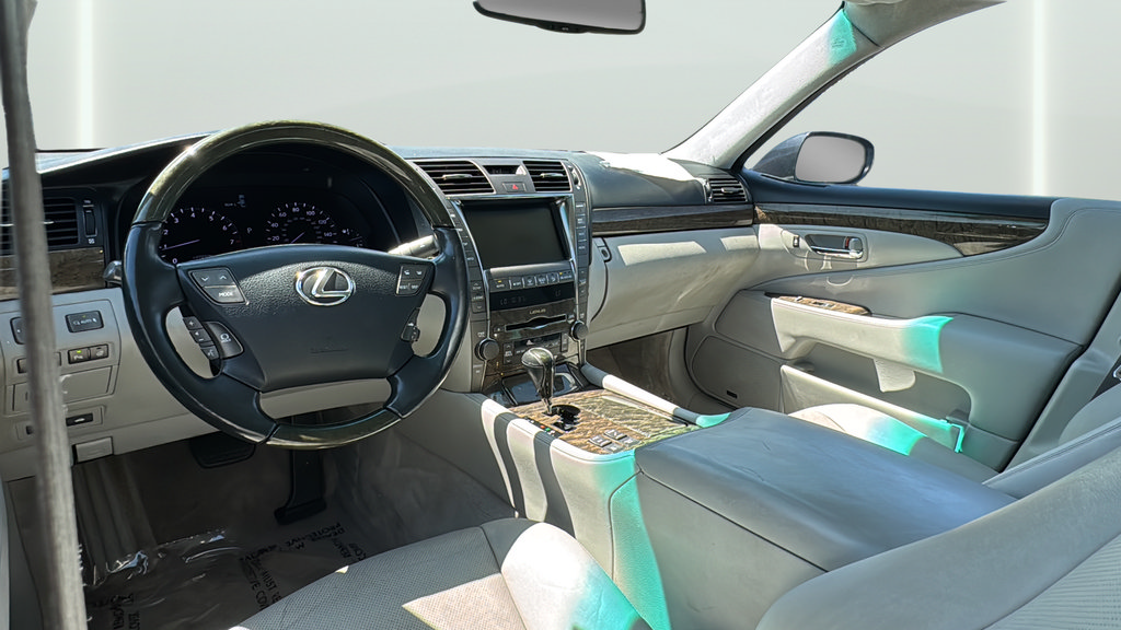 Used 2007 Lexus LS 460 L w/ Luxury Pkg RWD image 14