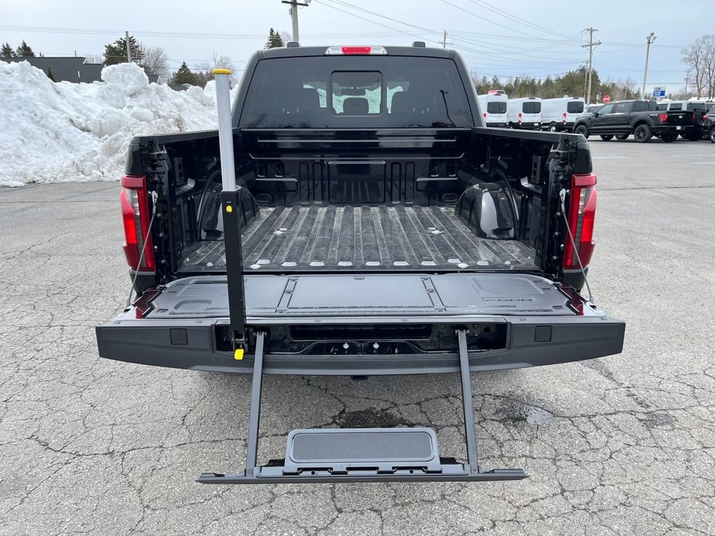 New 2026 Ford F150 XLT w/ Equipment Group 302A MID AWD/4WD image 23
