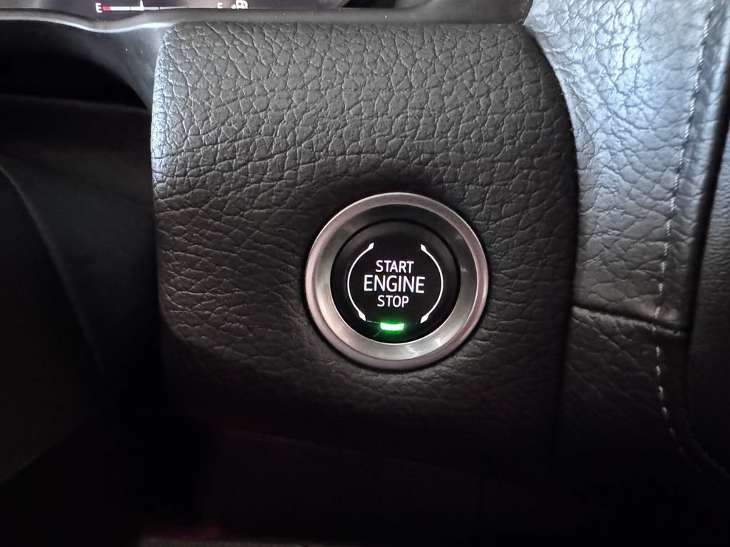 Certified 2024 GMC Yukon Denali AWD/4WD image 25